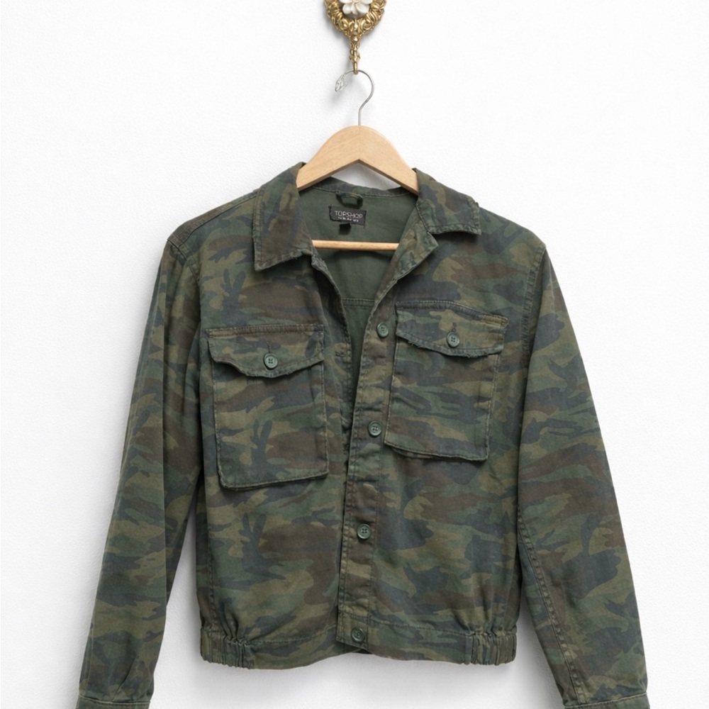 Topshop Green Camo Utility Jacket • Size US 4 / UK 8 • Casual Military Style